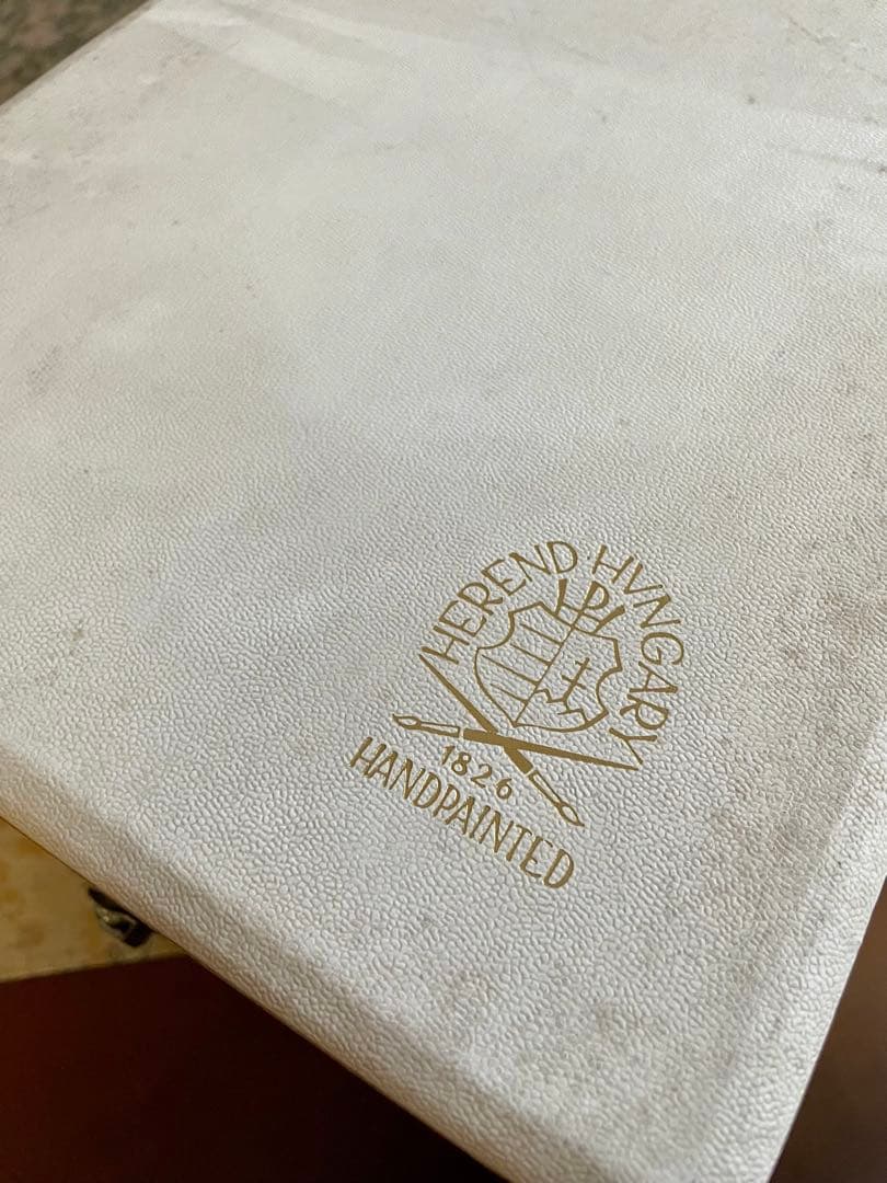 Herend（ヘレンド）の格調高い花瓶