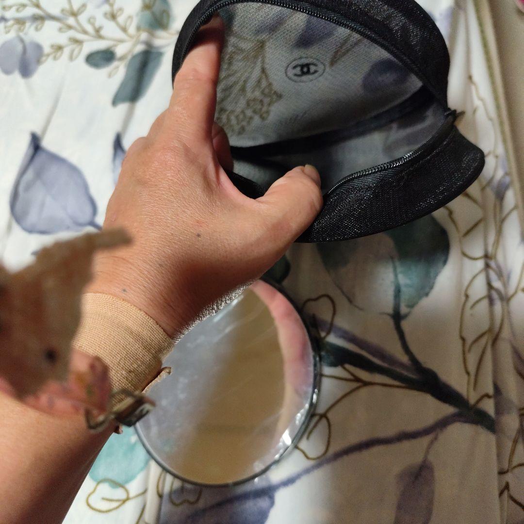 CHANEL クッションファンデーション 黒ケースリサイクルお店で買いました
