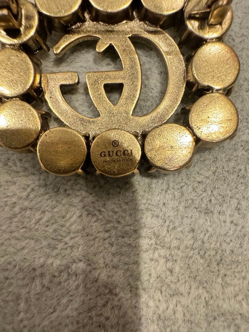 グッチ GUCCI クリスタル付き メタル ダブルG ブローチ　バッジ