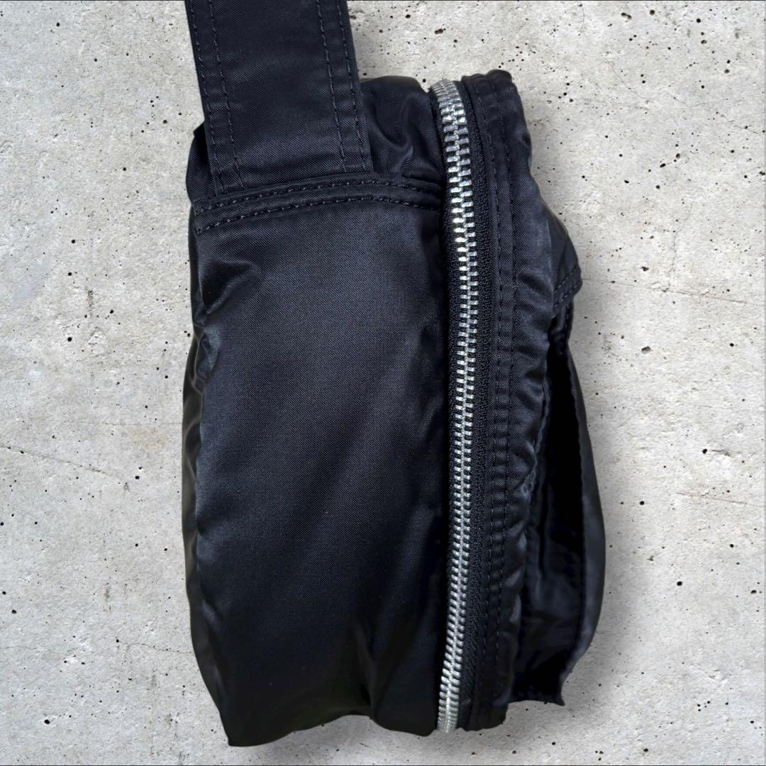 美品 ポーター PORTER タンカー 2室式 ショルダーバッグ（M） ブラック