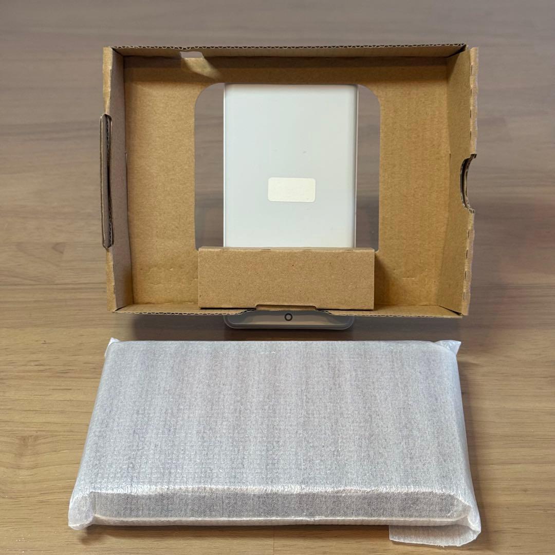 6-027 Newニンテンドー3DS LL メタリックレッド 箱付き 上下IPS