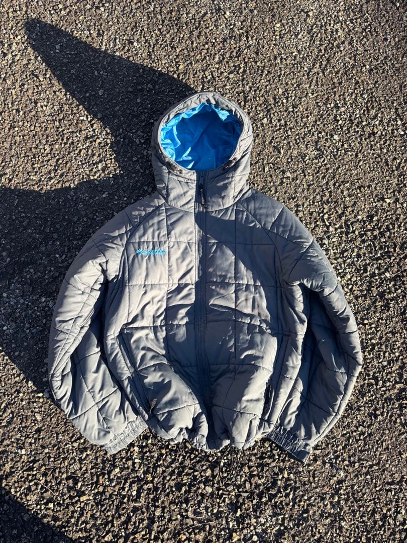 Columbia hooded puffer jacket グレー