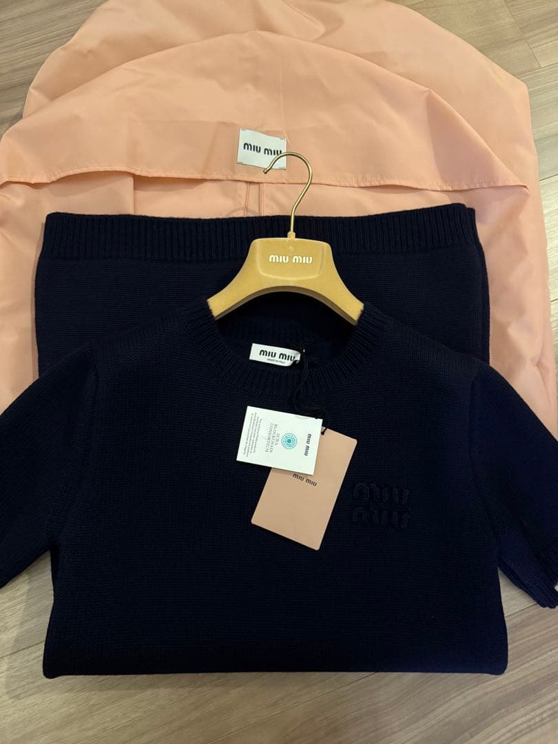 TWICEモモ着用　miumiu ワンピース