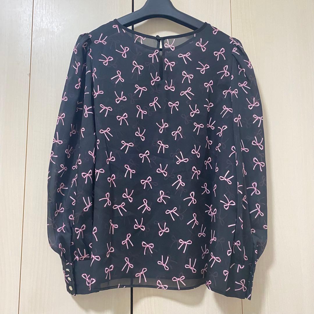 24SS♡ANAYI リボンプリントタックスリーブブラウス 36 とろみ シアー