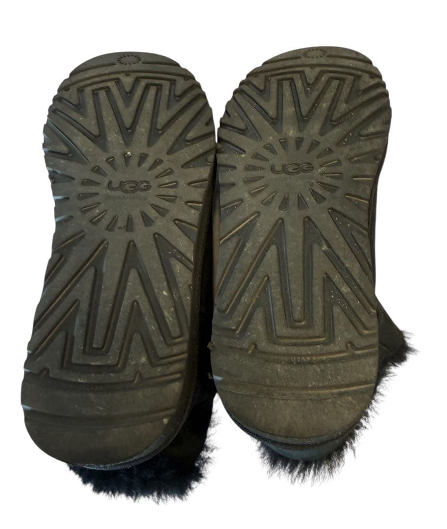 UGG アグムートンブーツスワロフスキー(25cm)