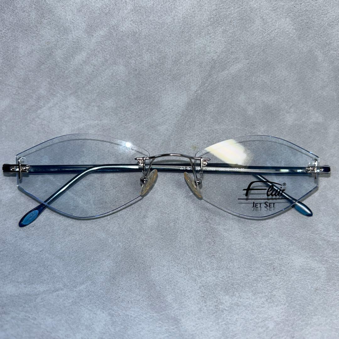 フレアーツーポフレーム