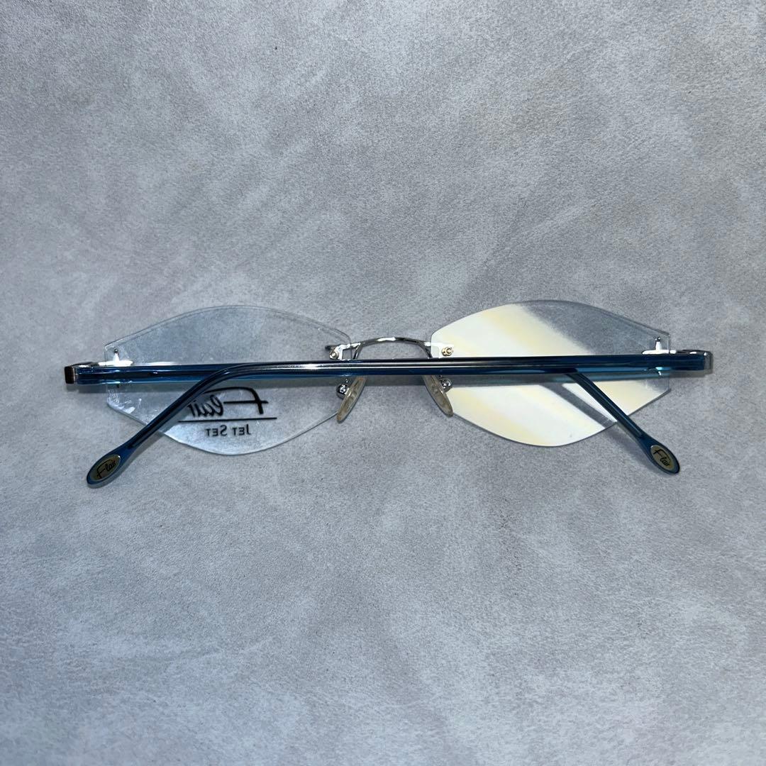 フレアーツーポフレーム