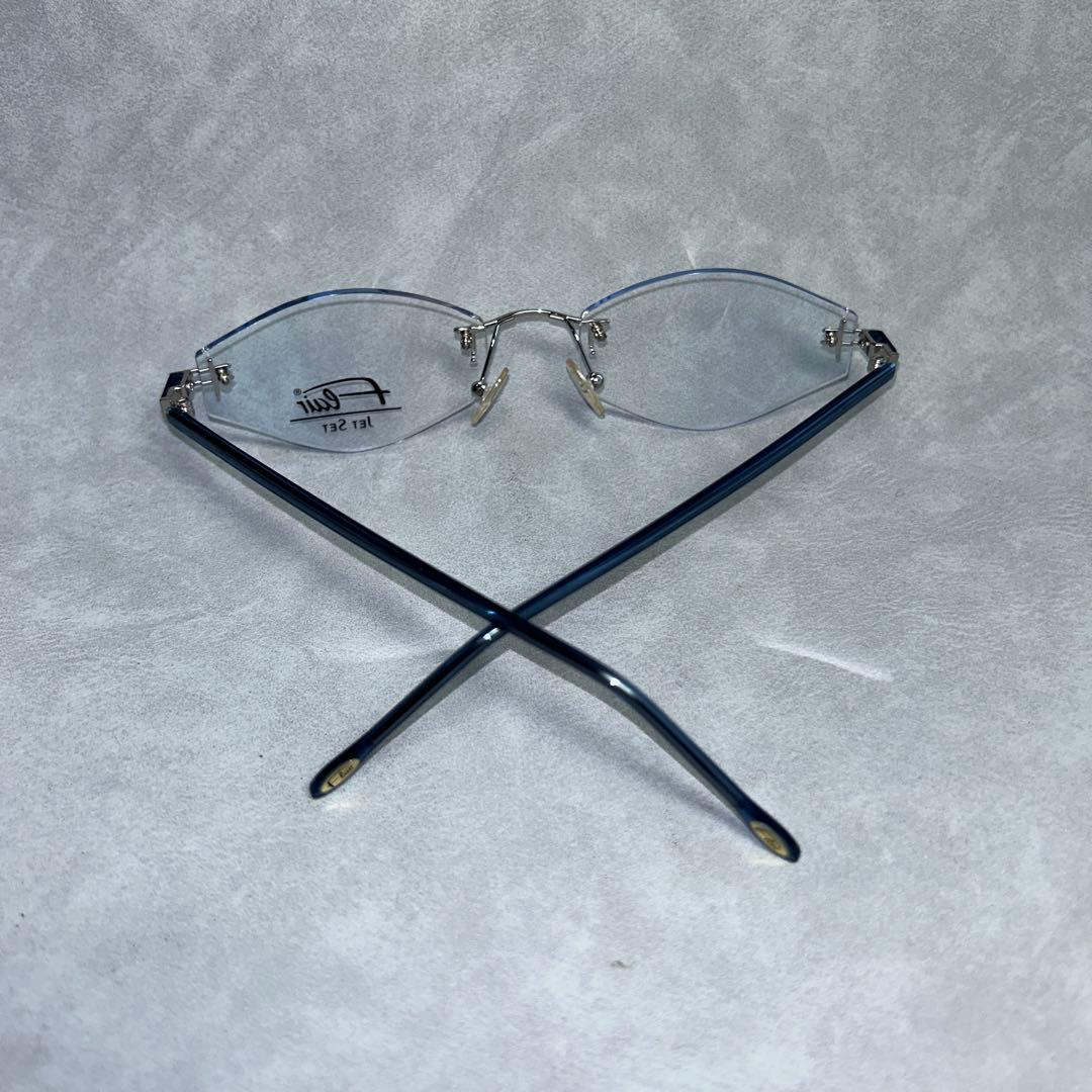 フレアーツーポフレーム