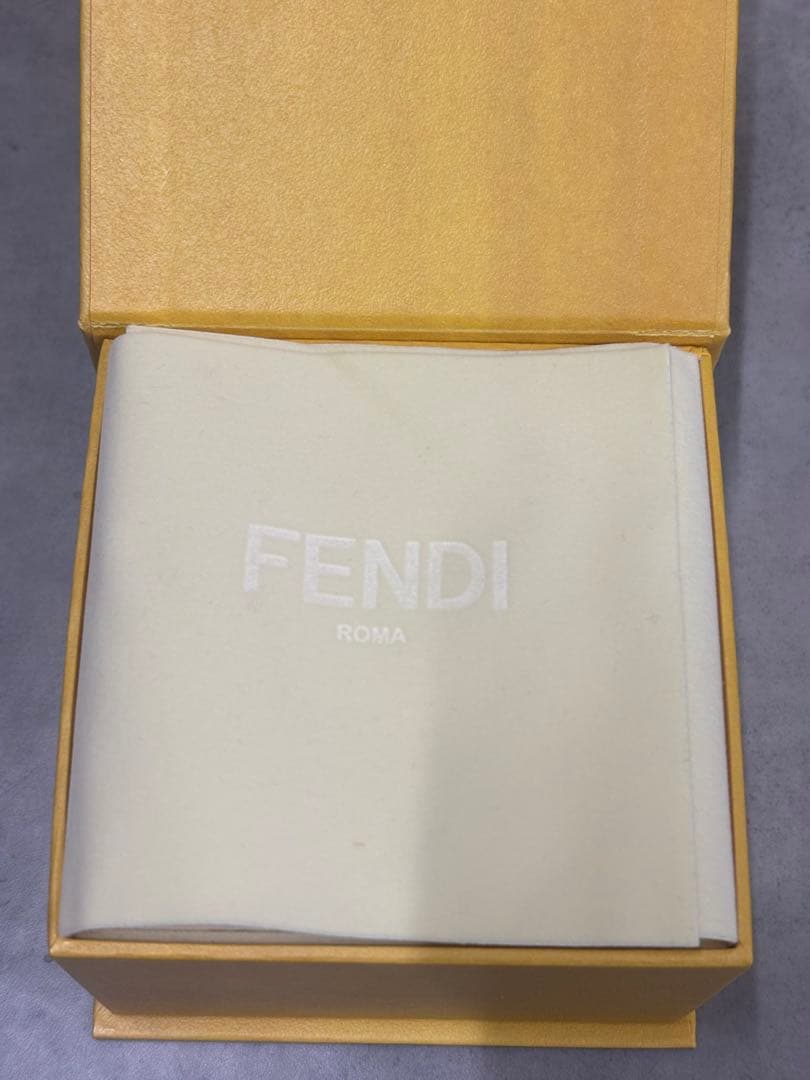 FENDI フェンディ ネックレス ゴールドクリスタル FFロゴ 箱付き