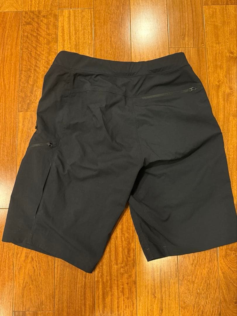 【ブラック】アークテリクス ガンマ クイックドライ ショーツ タグ付