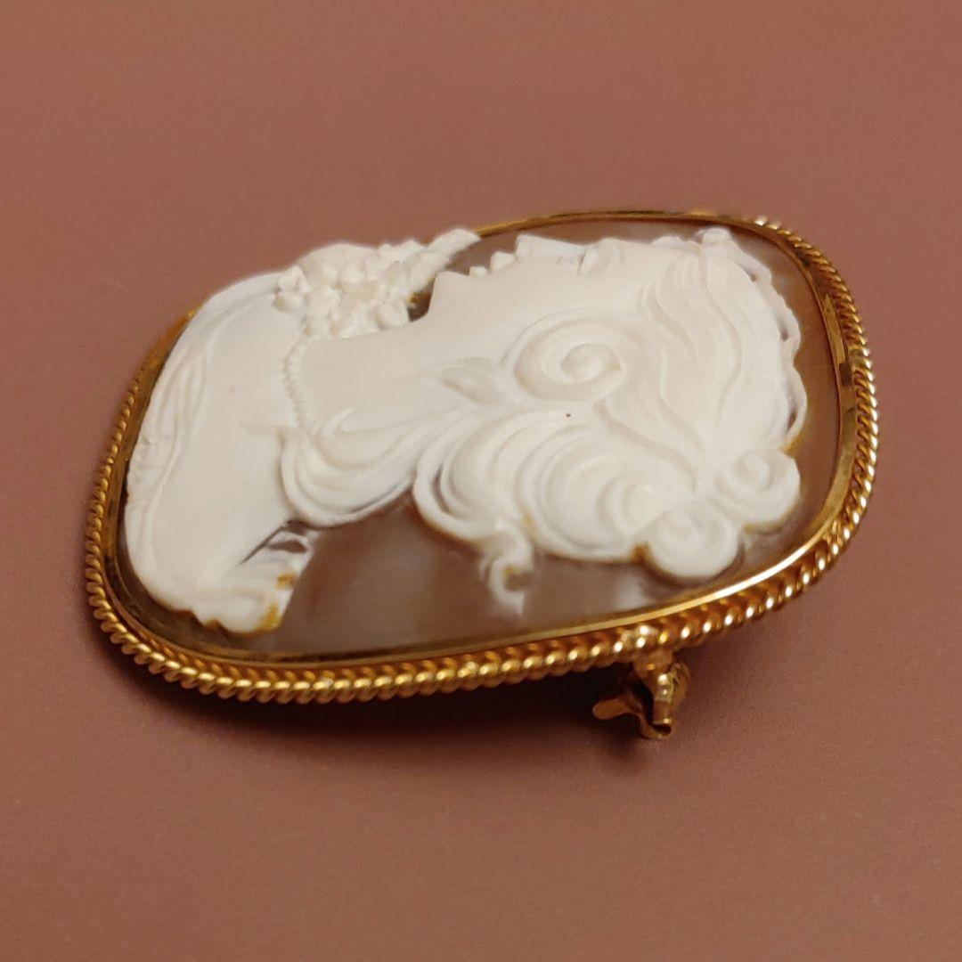 美品　K18 ☆ カメオブローチ