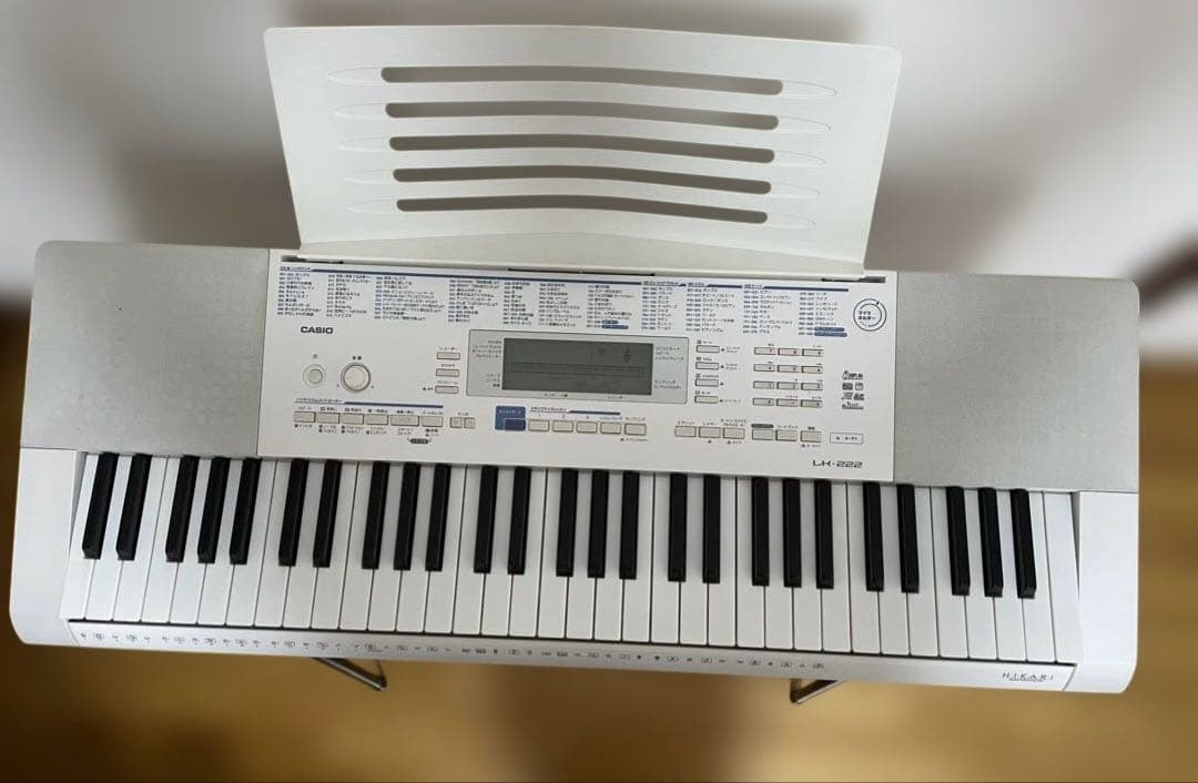 CASIOカシオ 光ナビゲーションキーボード 61鍵 LK-222 スタンド付