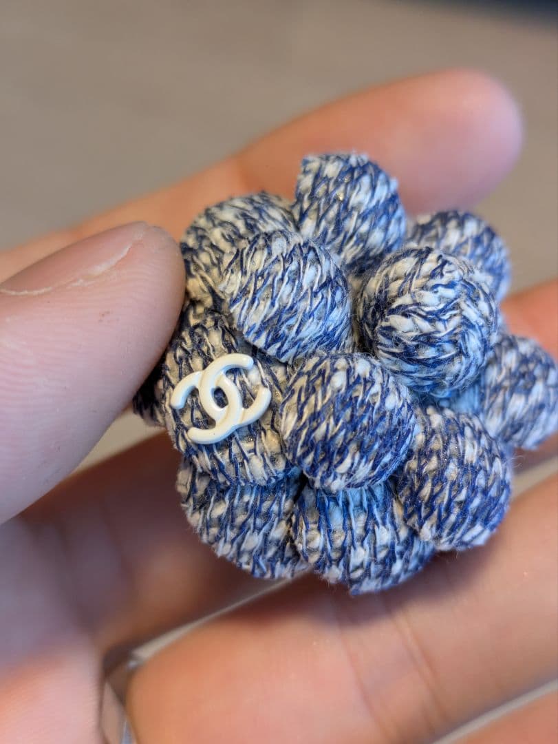 Chanel　シャネル　カメリア　ブローチ