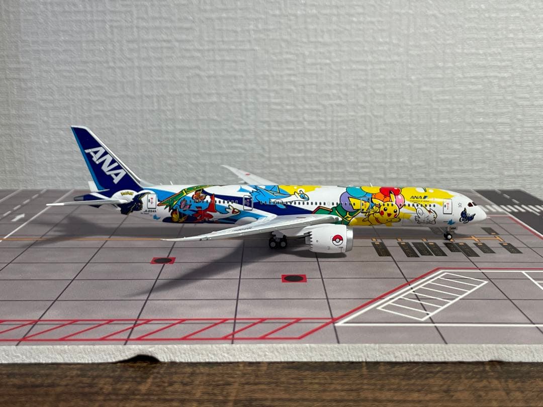 JCWings ANA B787-9 ピカチュウ JA894A 1/400