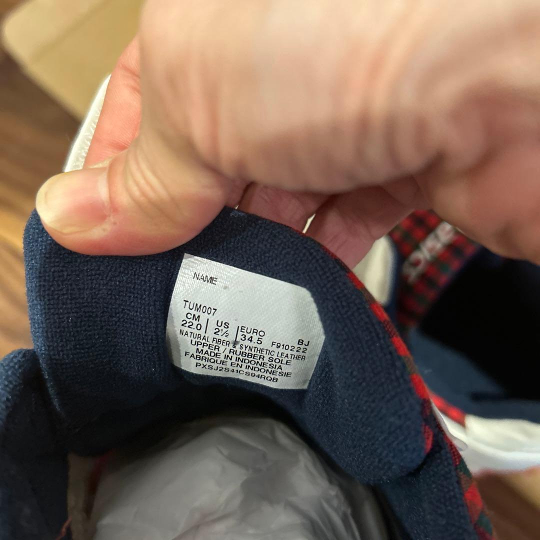 ファミリアアシックスコラボスニーカー レッドチェック