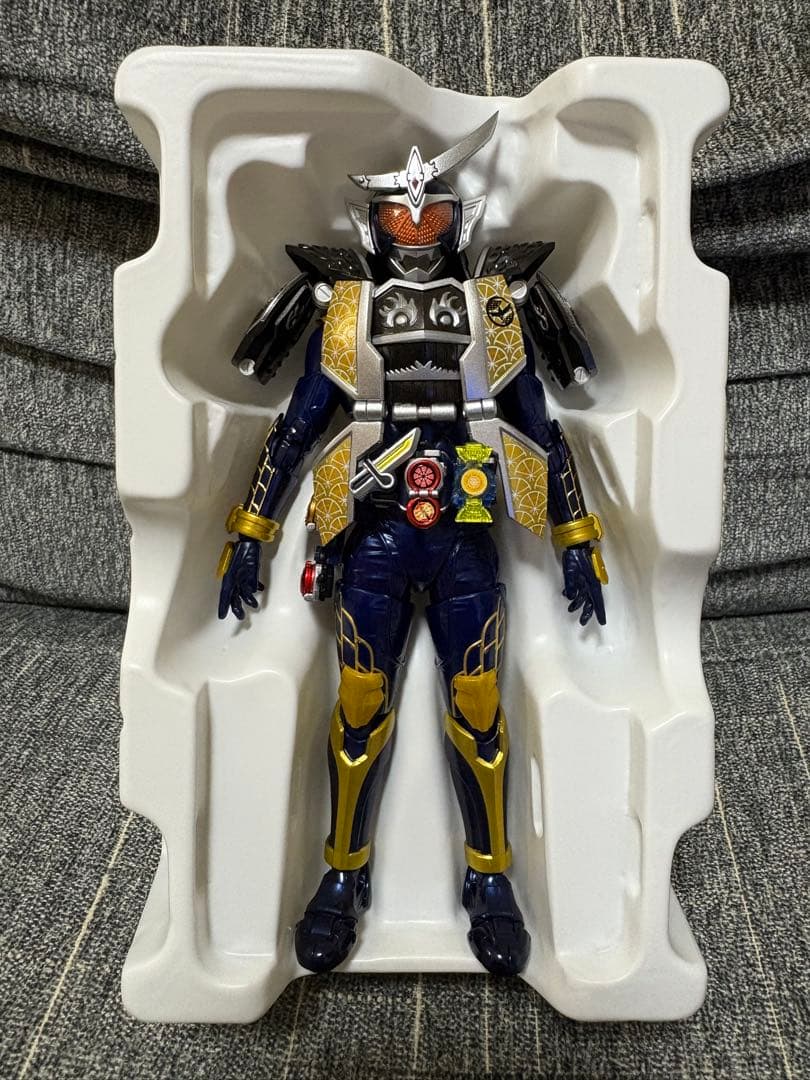 真骨彫製法 S.H.Figuarts 仮面ライダー鎧武 ジンバーレモンアームズ