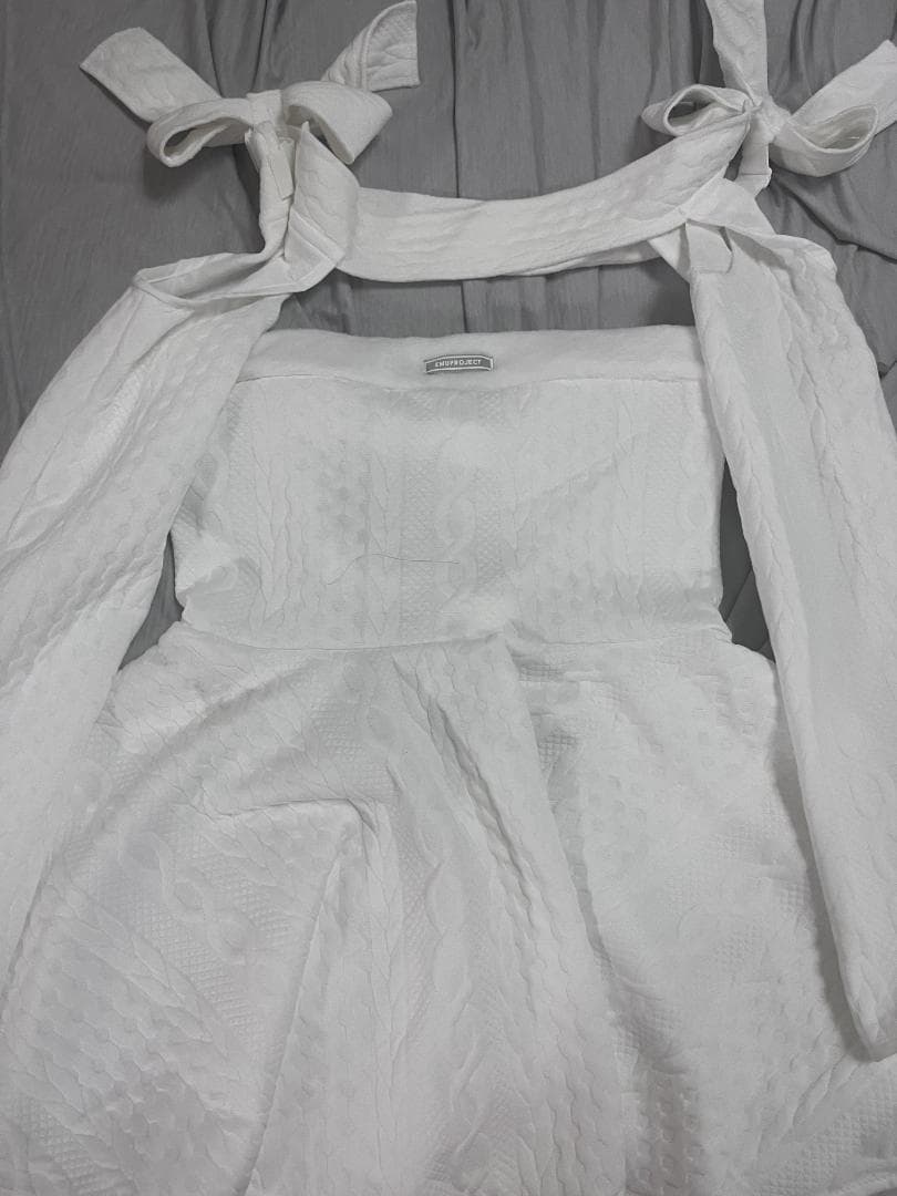 M企画ふわふわ真っ白ワンピース＋うさぎ耳帽子