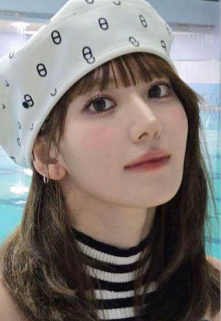 エルメス　サントノーレ　ベレー帽　宮脇咲良