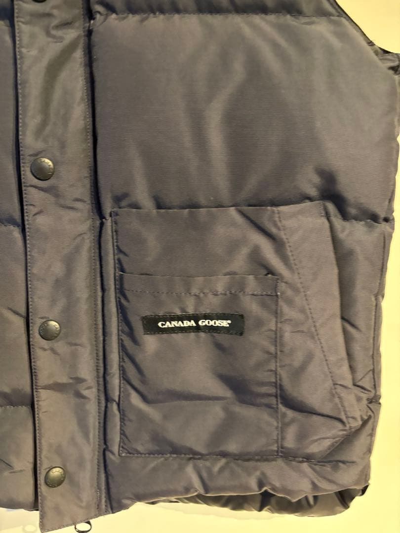 【美品】  ダウンベスト　748 ネイビー