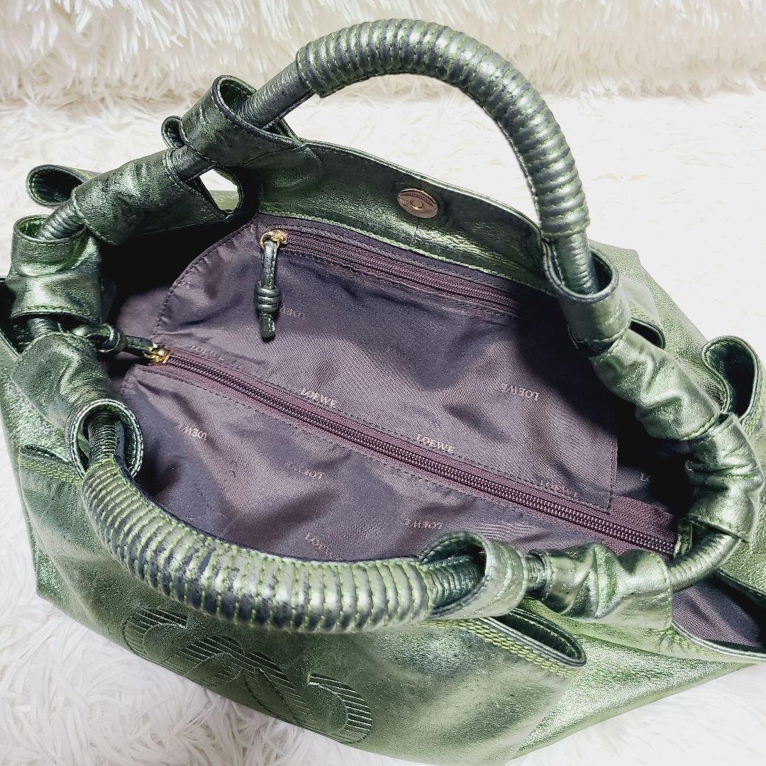 ロエベ　ハンドバッグ　ナッパアイレ　アナグラム　グリーンゴールド　レザー