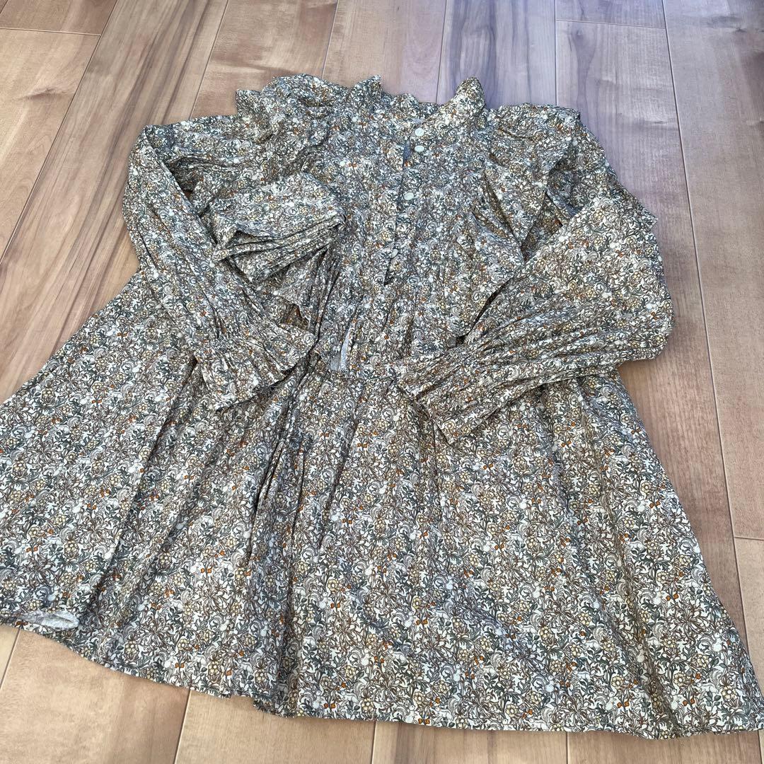 セブンテン　スクワロルプリントボウタイチュニック(アイボリー)