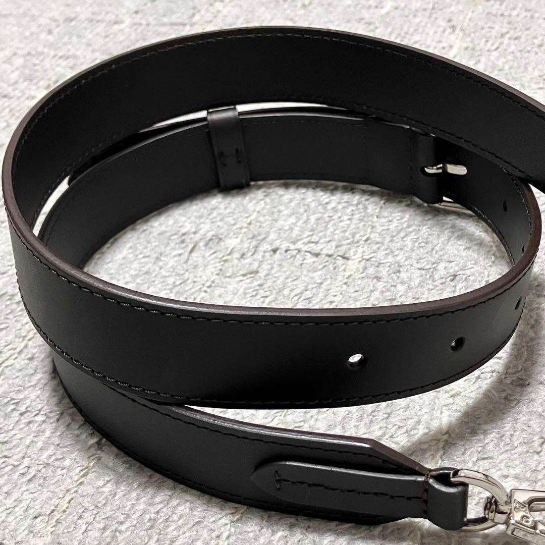 美品！ルイヴィトン［ショルダーストラップ］レザー　肩掛け　ロゴ型押し