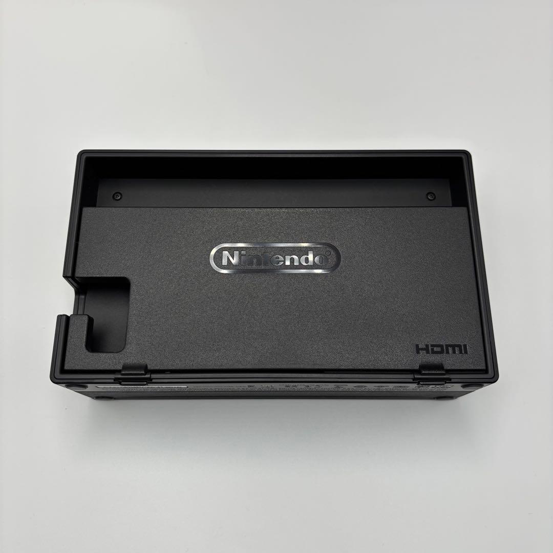 Nintendo Switch 本体 HORI ケース Joy-Con