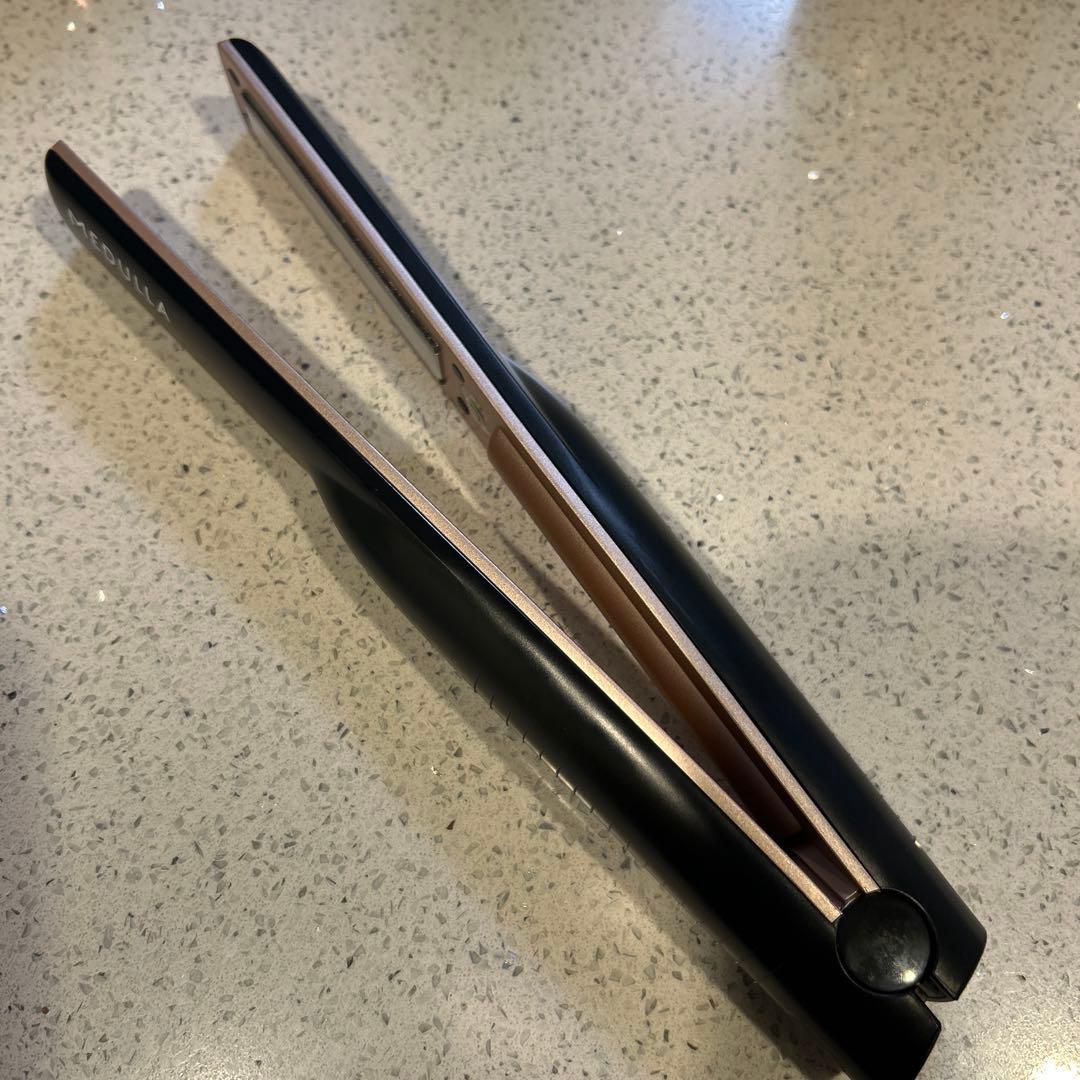 メデュラ ソニックシャインプロ ブラック 超音波ヘアケアトリートメント