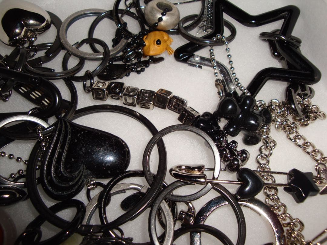 美品 doublet ダブレット25AW KEY CHAIN BLACK
