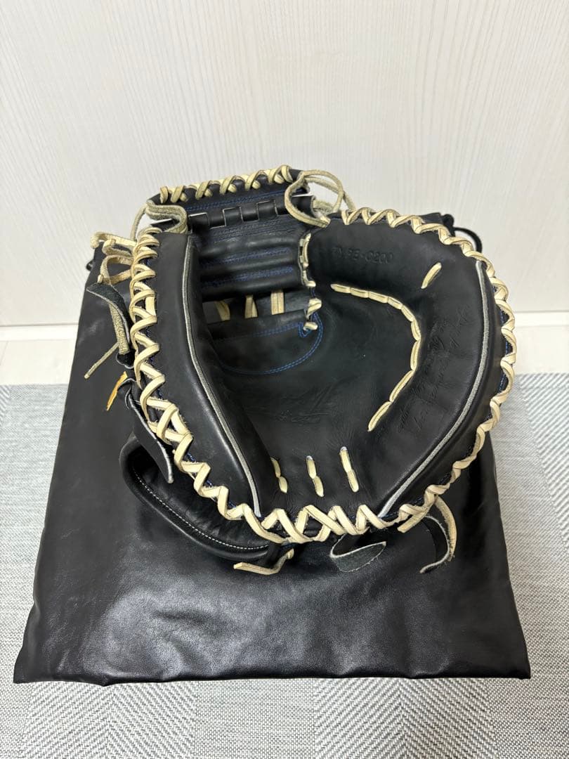 要KANAME 限定15個　硬式キャッチャーミット