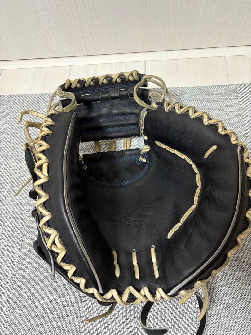 要KANAME 限定15個　硬式キャッチャーミット