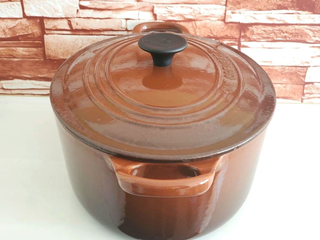 LE CREUSET　オーバル　25㎝　ル・クルーゼ