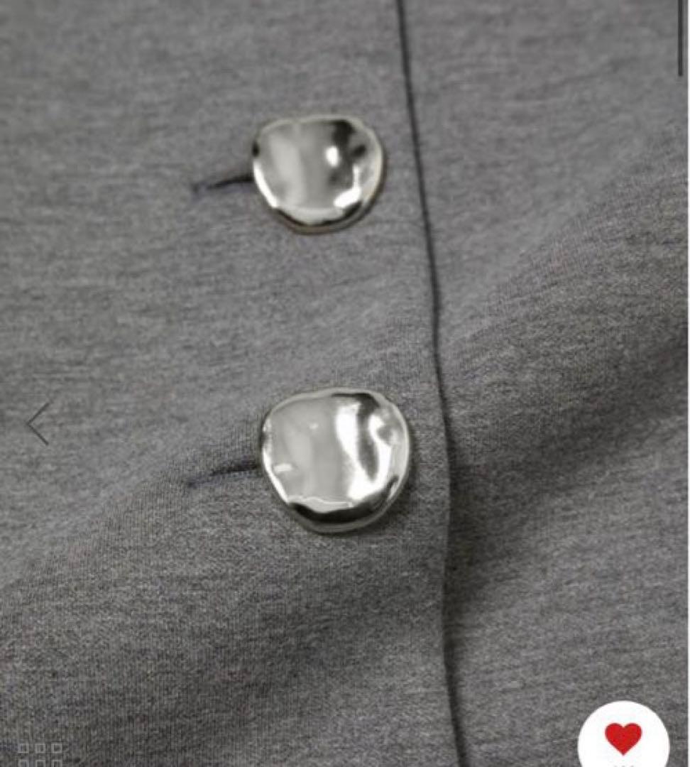 ADAM ET ROPÉ FEMME ミックスボタンペプラムカーディガン