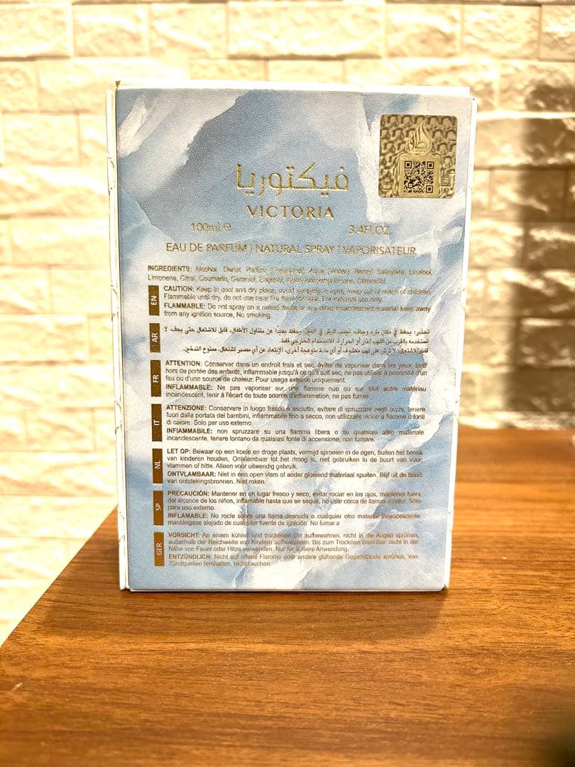 Victoria Lattafa ビクトリア　香水 100ml