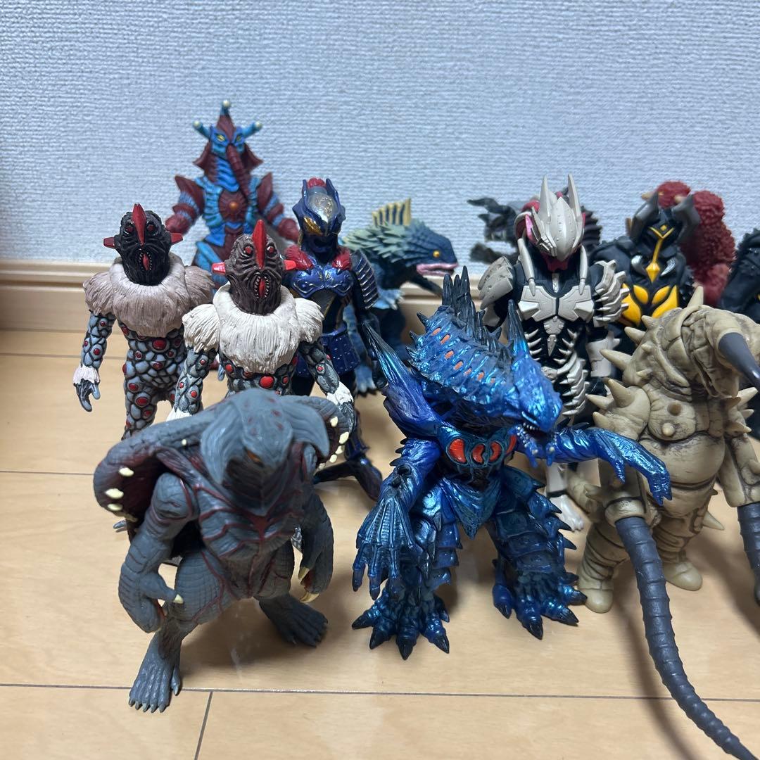 ウルトラマンメビウス怪獣ソフビ22体セット