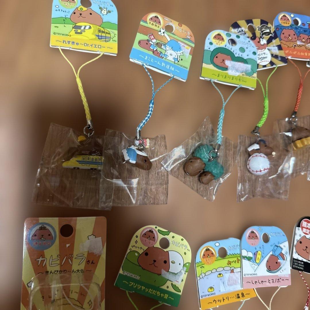 全て新品　カピバラさん♡ご当地根付ストラップ　27個（くまモン/dr.イエロー）