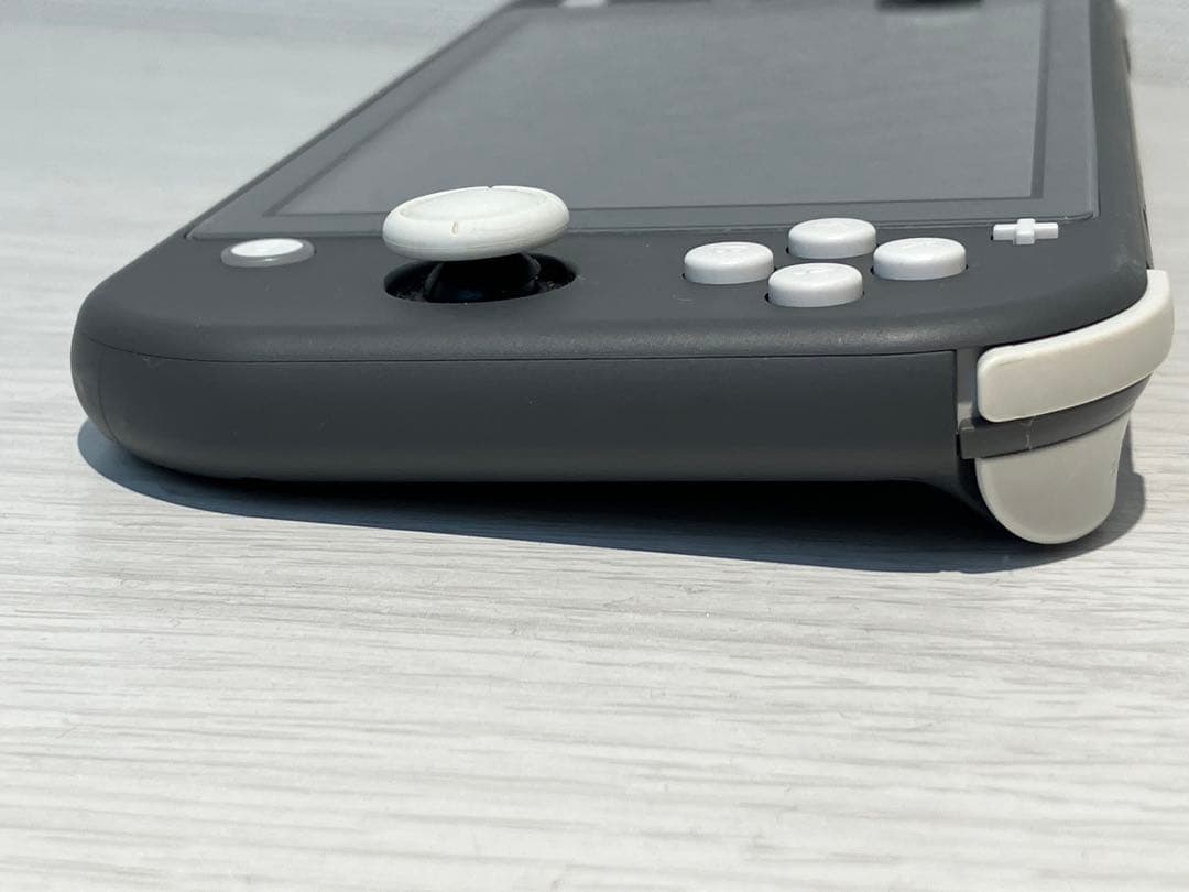 Nintendo Switch Lite グレー 本体（保護シード貼付）