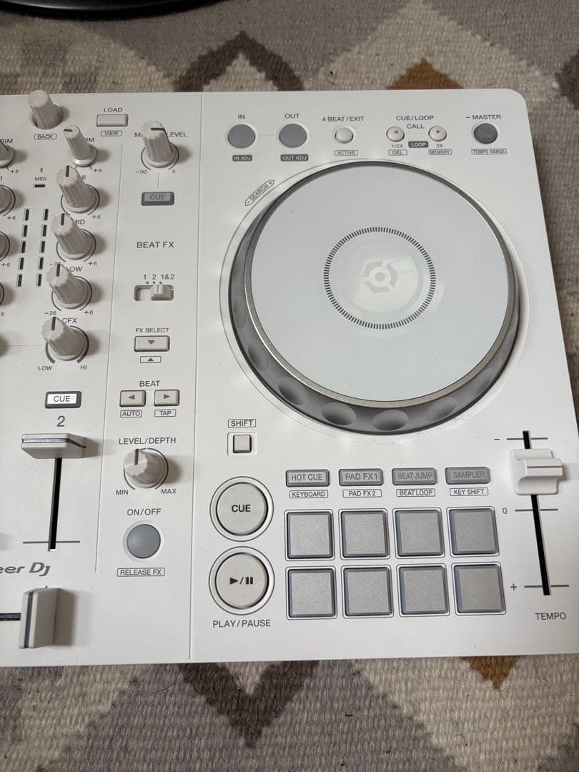【完品】Pioneer DJ DDJ-FLX4 ホワイト DJコントローラー