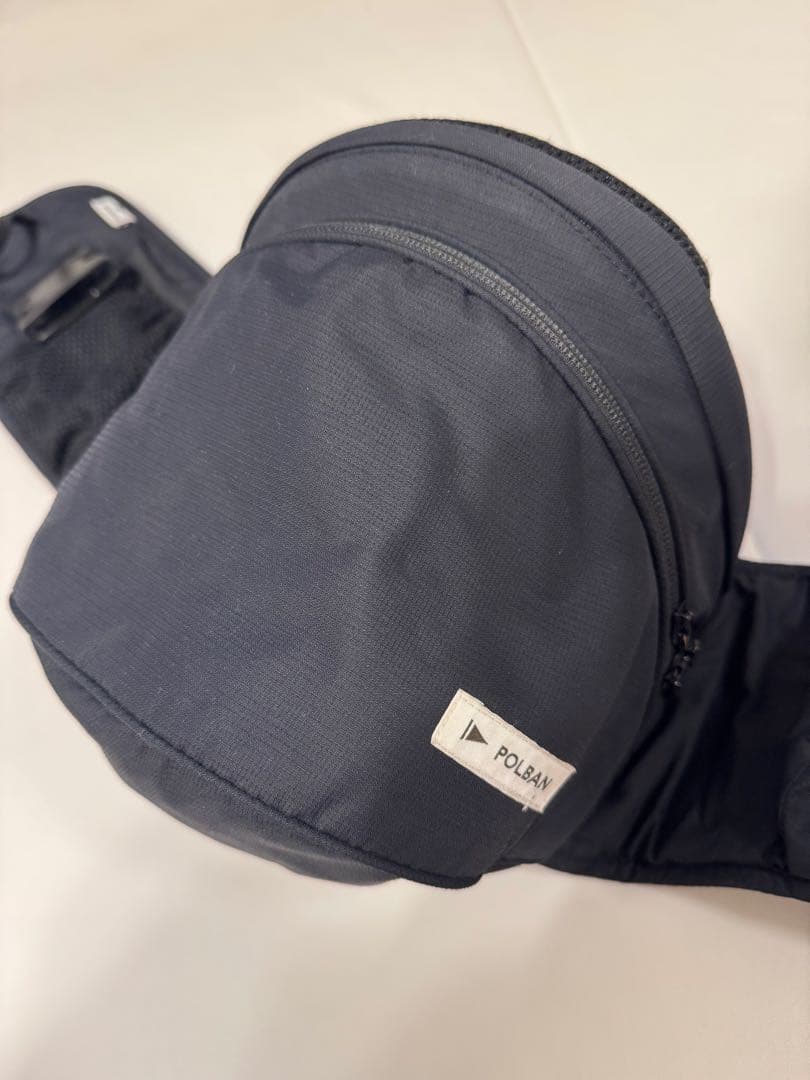 ポルバン アドバンス シングルショルダー付き ブラック ヒップシート