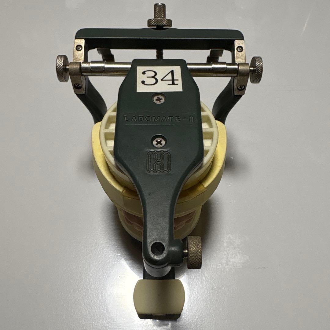 LABOMATE II 咬合器付きメタルボンド