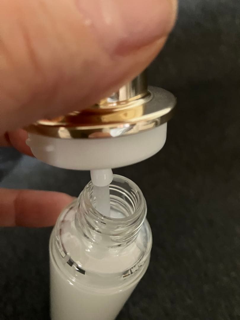 最終セール中❗️ ベネフィーク ハイドロジーニアス本体と レフィルセット