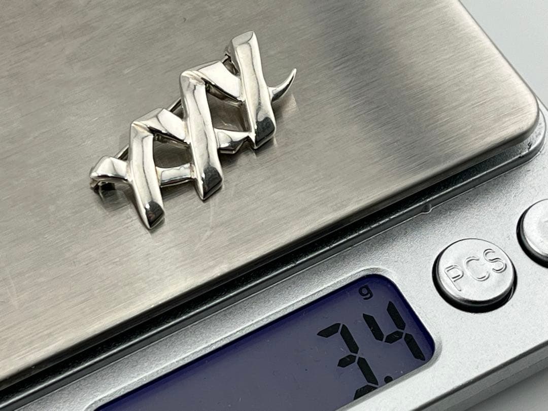 f010 希少　ティファニー　トリプル　キス　xxx ブローチ　シルバー　925