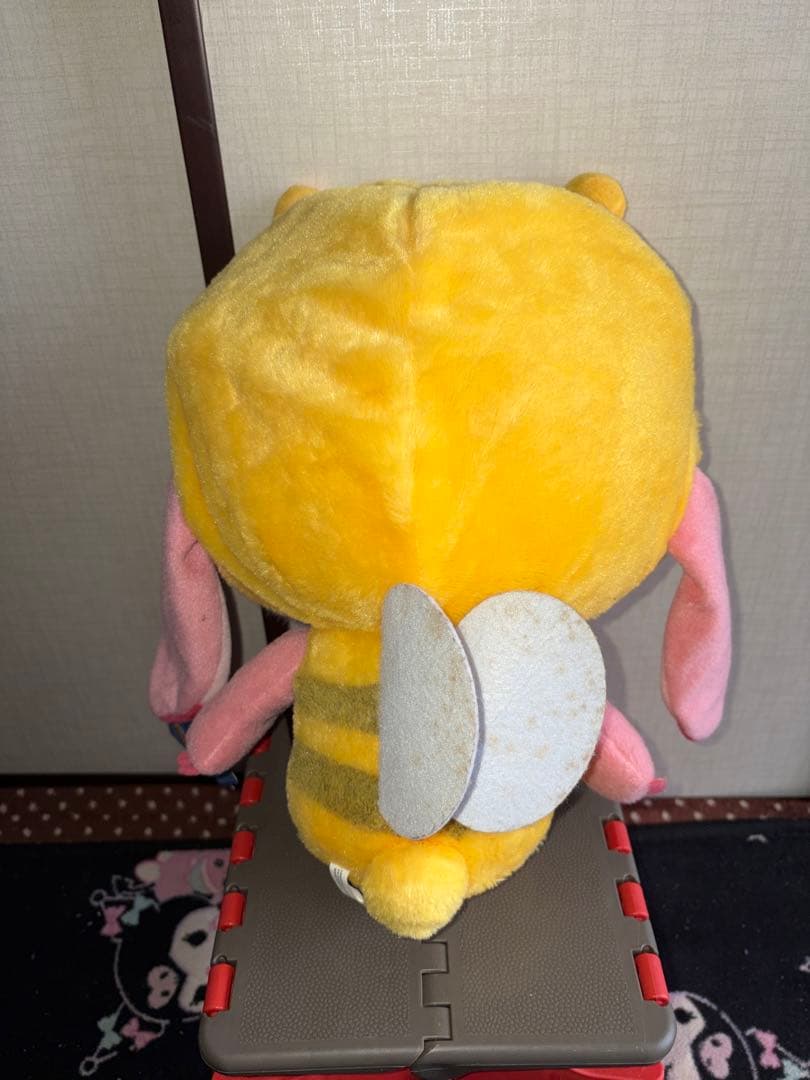 みつばちの着ぐるみを着たエンジェル ぬいぐるみ