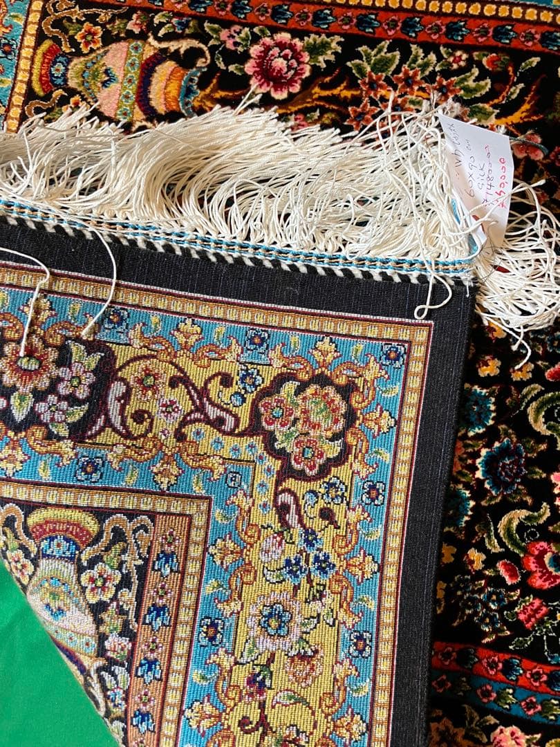 ペルシャ絨毯 黒基調シルク91cm×59cm