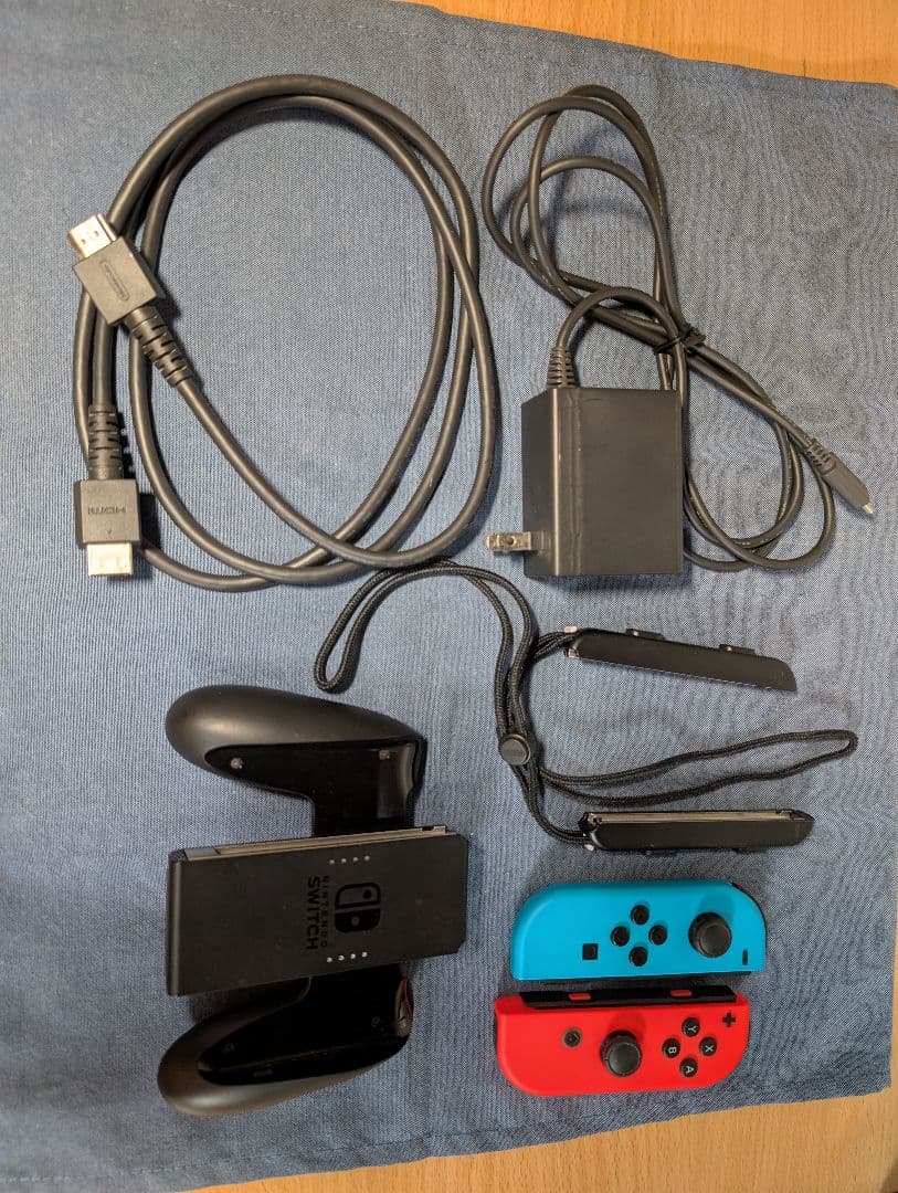 ニンテンドースイッチ Joy-Con(L) ネオンブルー/(R) ネオンレッド