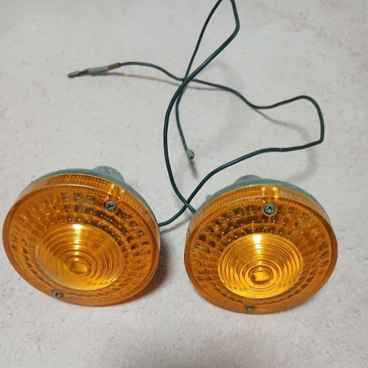 【Teru品】オイルタンク、フロントウィンカー、ウインカースイッチなど5点