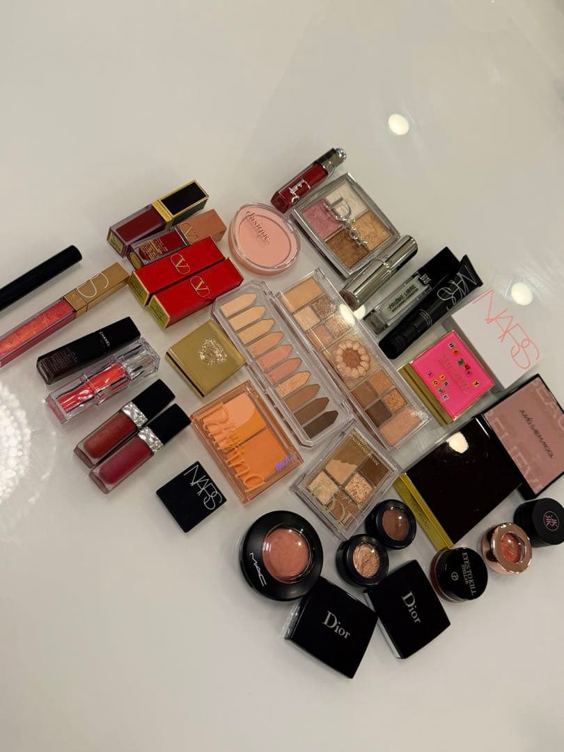 ハイブランドコスメ、韓国コスメ、中国コスメSET イエベセット