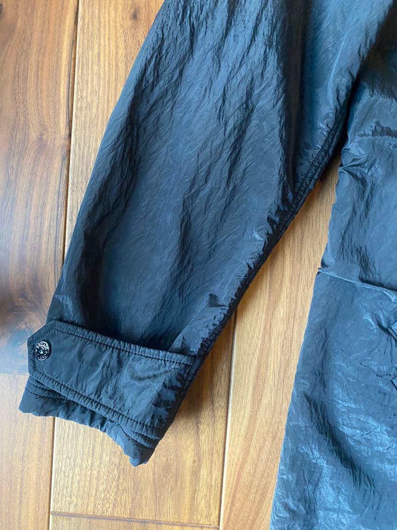 Stone  ブラック ナイロンジャケット