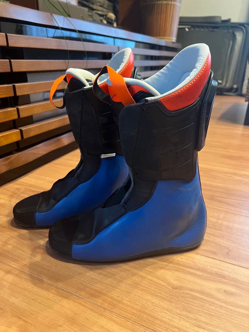 LANGE RS 130 スキー用ブーツ 青/オレンジ