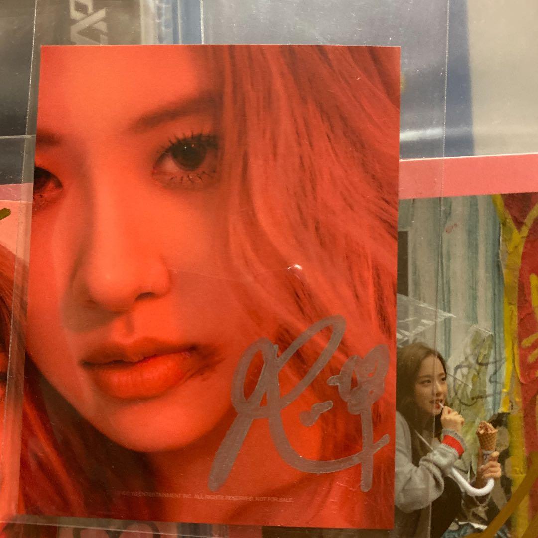 blackpink  ロゼ　サイン　直筆　公式ポラ風カード　バラ売り